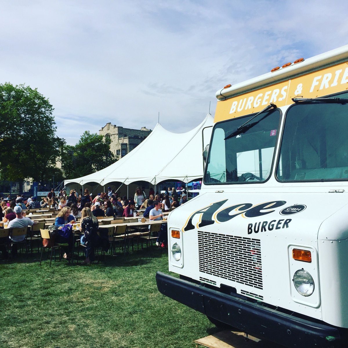 AceBurger (@aceburgeryxe) on Twitter photo Pretty happy to be at Welcome Week <a href="/usask/">U of Saskatchewan</a> this week with <a href="/nomnomtruckyxe/">NOM NOM Truck YXE</a> @rebelmelt @great_western_beer #yxe #uofs Pretty happy to be at Welcome Week <a href="/usask/">U of Saskatchewan</a> this week with <a href="/nomnomtruckyxe/">NOM NOM Truck YXE</a> @rebelmelt @great_western_beer #yxe #uofs