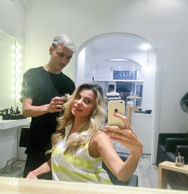 La 29 by @noepuigpey siempre hace magia con mi pelo!! 💙 #yotambienvuelvoalcole https://t.co/cjeHf75H<a class="tags" target="_blank" title="On Twitter" href="/?out=eyJ0eXAiOiJKV1QiLCJhbGciOiJIUzUxMiJ9.eyJpYXQiOjE3MjMwMjgxOTYsImlzcyI6InR3cG9ybnN0YXJzLmNvbSIsIm5iZiI6MTcyMzAyODE5NiwiZXhwIjoxNzU0NTY0MTk2LCJyZWRpcmVjdF91cmwiOiJodHRwczovL3R3aXR0ZXIuY29tL25vZXB1aWdwZXkifQ.B7f6UUaKlygUVFxU5fxkBaEQTKXPuRZC_L2FEX-TQgTMNLrrJZJJoqnrwPmJ4Qb_CtacNuOWRPgsmtOyAdHQzQ">@noepuigpey</a><a href="/tag/yotambienvuelvoalcole"class="tags"><span>#yotambienvuelvoalcole</span></a>