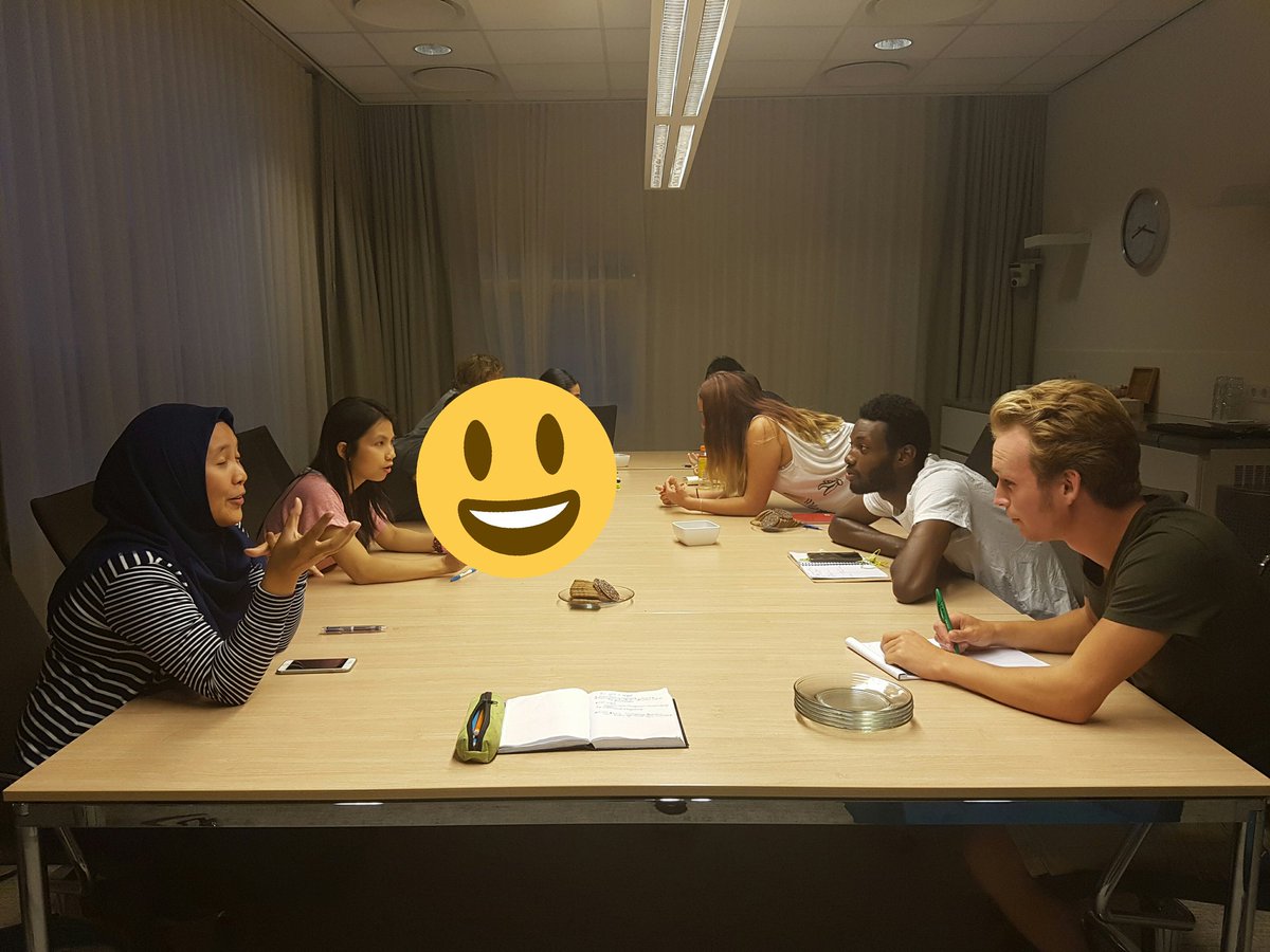 First day of introduction training <a href="/ImpulseWUR/">Impulse WUR</a>! We had #speeddebating #salespitch and fun! #WURlife