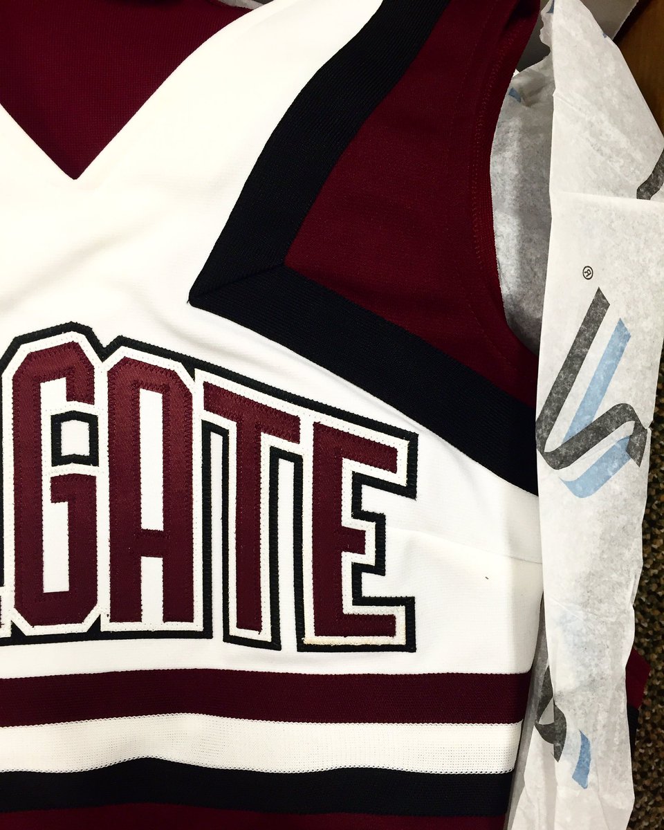 Out with the old and in with the new🤗 #sneakpeak #varsityuniforms #gogate
