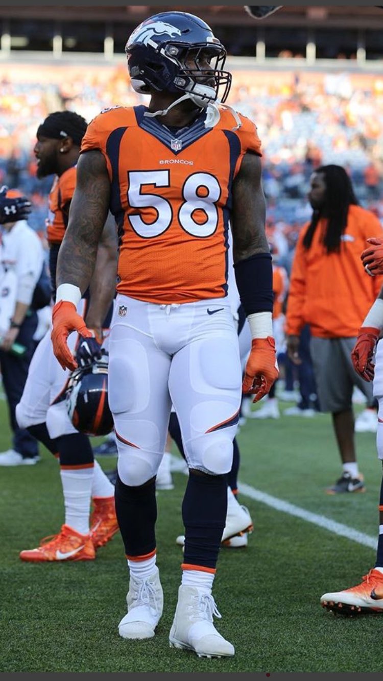 Von miller football cleats outlet