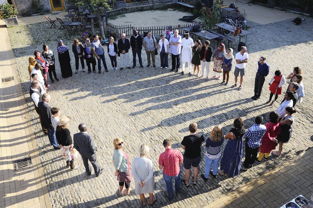 fotovazzo's tweet photo. Good Bye #Paretz Global Peacebuilders Summit #Germany #CultureCountsFoundation #HelgaBreuningerStiftung https://t.co/O78tBd3DnR