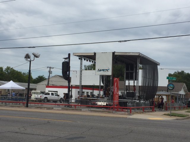 Fuel66Tulsa's tweet photo. #Settingup for #fuel66 pop up party to kick off #motherroadrevival on #route66 https://t.co/JckN1m62W2