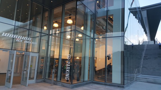 Cr3YmJUXYAACNIM.jpg:small