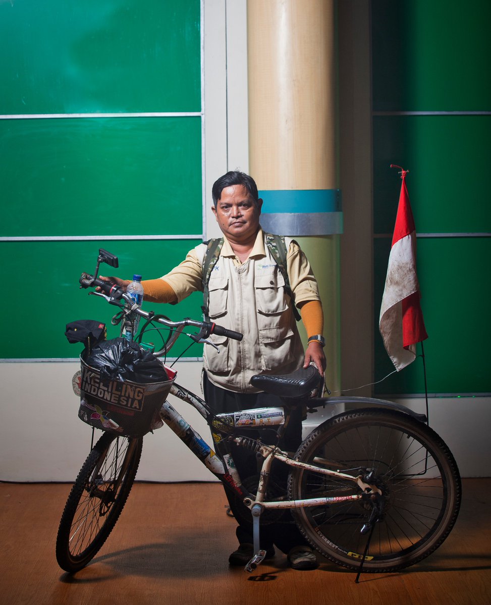 33 sepeda dihabiskan Ismail keliling Indonesia 27 tahun, #kickandy mlm ini 20.05 wib <a href="/Metro_TV/">METRO TV</a> <a href="/MetroTVToday/">METRO TV TODAY</a>