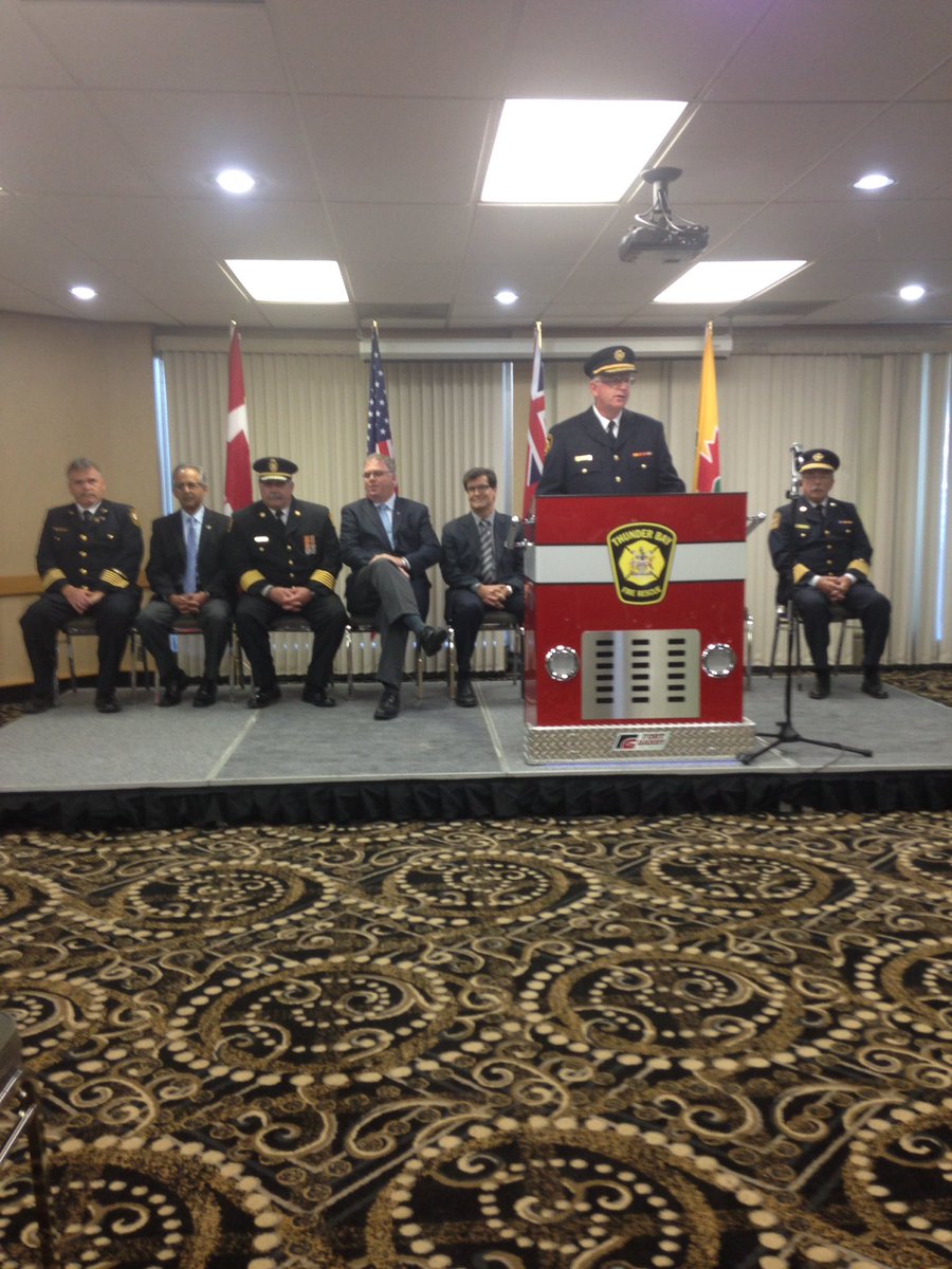 ONFireChiefs's tweet image. Chief Cranney welcomes guests to #FireCon2016 at the official opening ceremonies