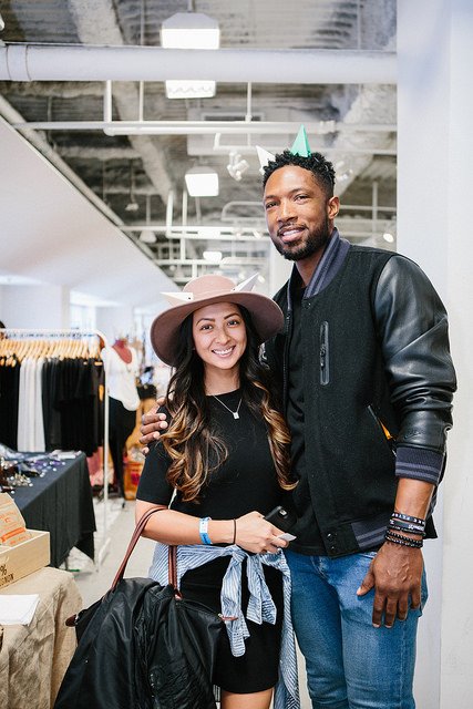 Last chance to win tickets for you &amp; 4 friends to attend the @uniquela market this weekend! dola.com/events/2016/9/…