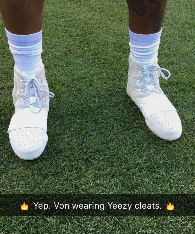 yeezy cleats nfl