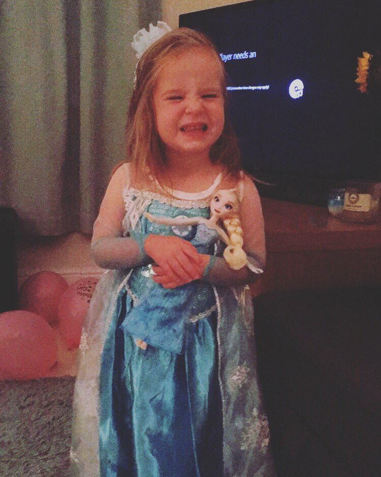 Tarahuggett's tweet image. Happy Birthday Bambino ❤️🎉🎈👸🏼 #SheIsThree #HappyBirthday