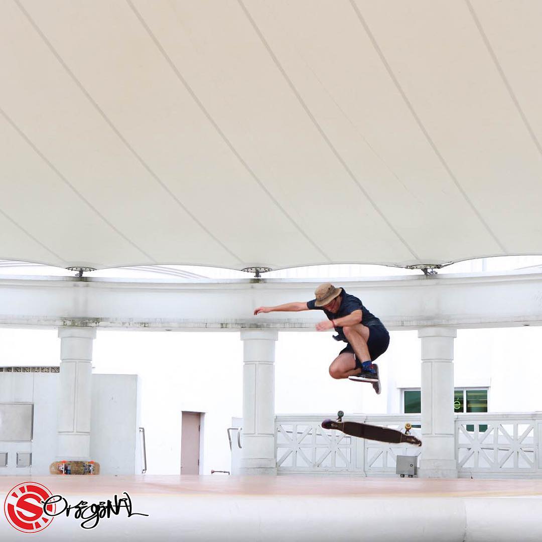 oslongboarding's tweet photo. Donny Williams with a clean BigFlip in the dirty South. https://t.co/el8SYQReP6