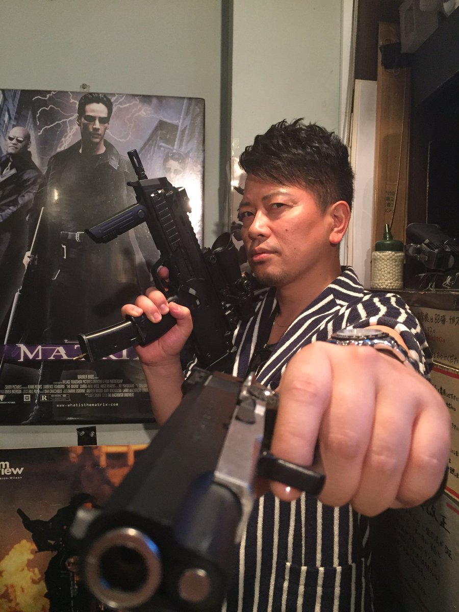 宮迫博之 Twitterに銃口を向けた写真を投稿し批判浴びる ライブドアニュース 宮迫博之 Twitterに銃口を向けた写真を投稿し批判浴びる ライブドアニュース