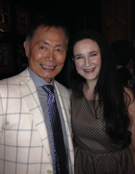 Andrea_Simmons's tweet photo. 🌠Happy #StarTrek50, @GeorgeTakei!🌠❤️ #ToBeTakei #TBT #livelongandprosper https://t.co/7TvWkVekin
