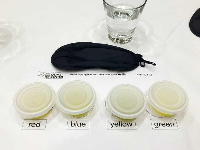 omgyummy's tweet photo. I Came to my Senses … at #IFBC16 or The best olive oil tasting I never saw: https://t.co/0MiSlkeYiM https://t.co/2iwztfmxAl