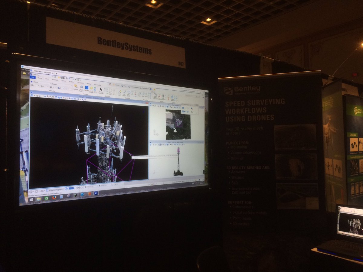 DronEyeImaging's tweet photo. A lot a of users at the expo! @themarkbentley #droneyeimaging #BentleySystems https://t.co/Ips7rS09ya
