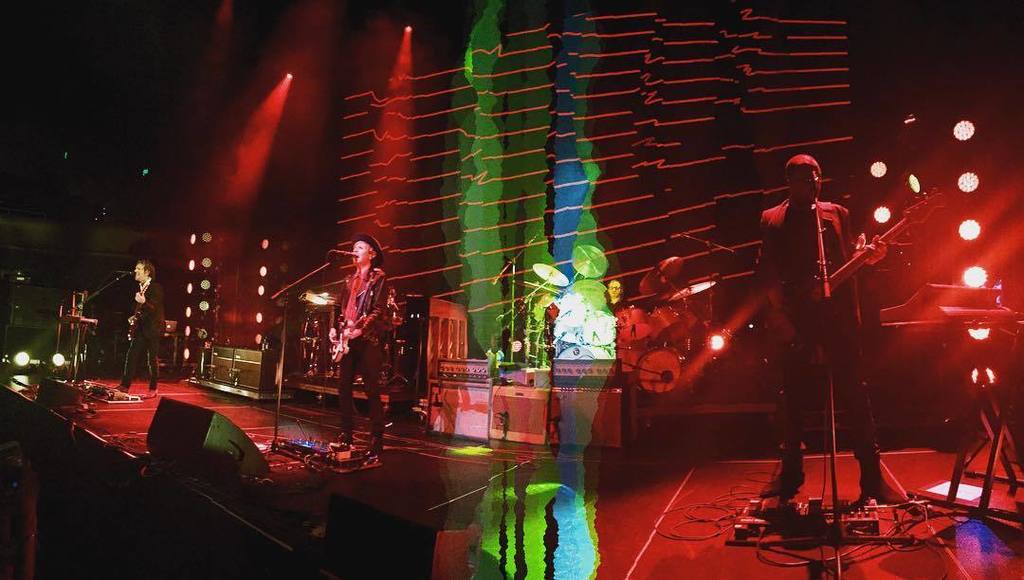 VictorGaxiola's tweet photo. Beck live in San Francisco #beck #boxworks2016 #rocknroll #sanfrancisco https://t.co/WEdzi0EW5f https://t.co/xEAOawjLkH