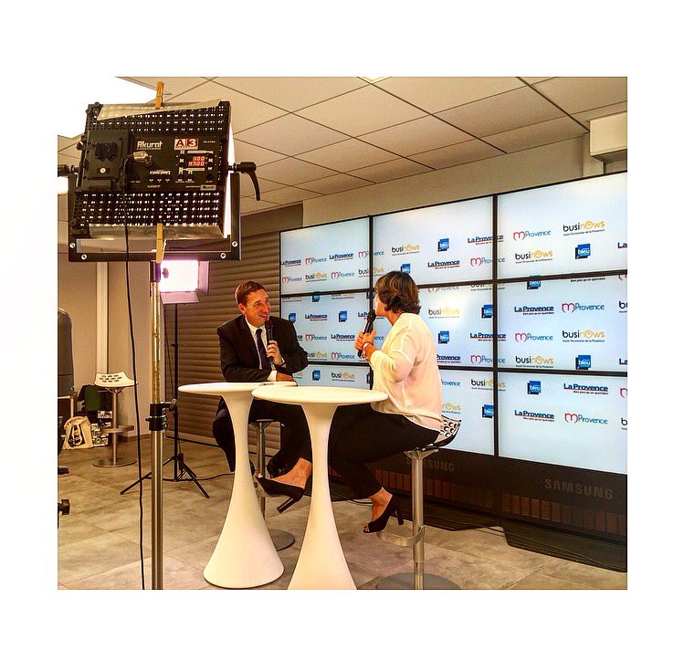 VicktoriaLoreto's tweet photo. Florence Bezault interviewée par @mProvence13 au 16eme forum des entrepreneurs. #mprovence #upe13 #kedge https://t.co/NUPISfgYBH