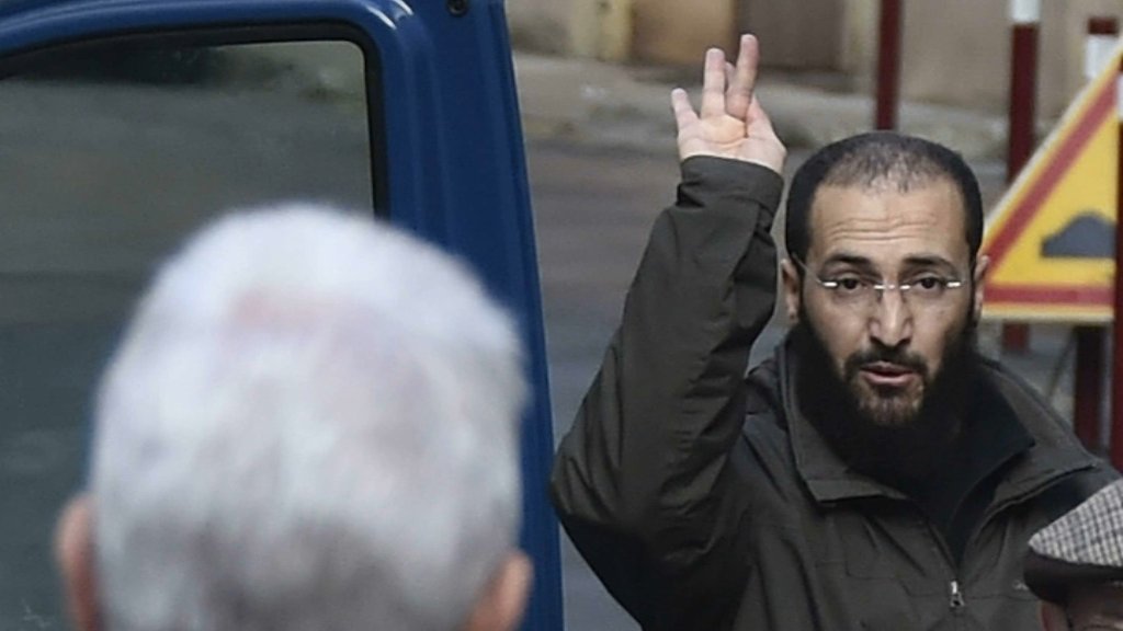 BFMTV's tweet photo. VIDEO - Un islamiste assigné à résidence a disparu en Mayenne https://t.co/bN3tdhmJEA https://t.co/QS4nFyQwaS