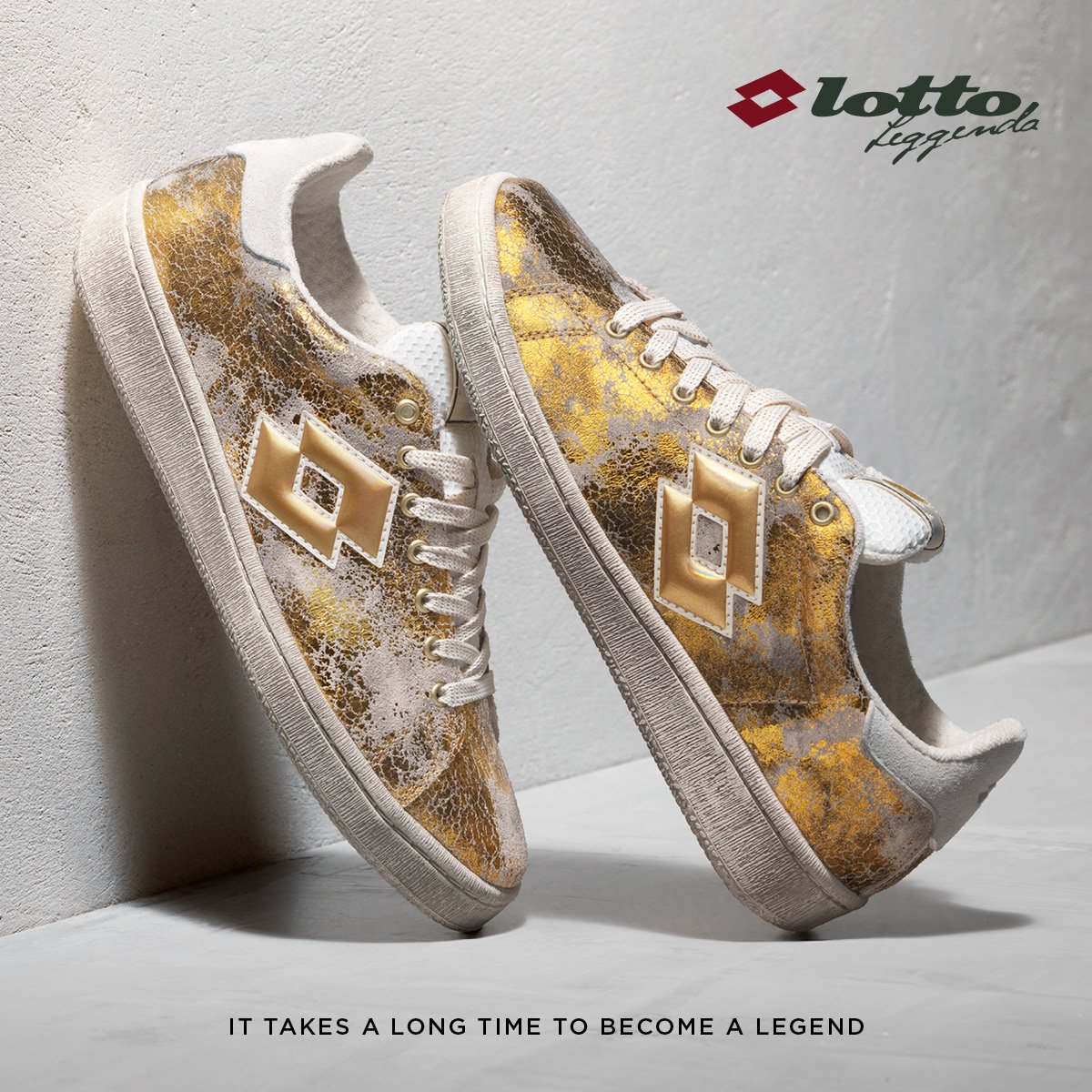 lottosport's tweet photo. La campagna stampa #LottoLeggenda ha una nuova protagonista: #Autograph nella versione dedicata alla donna. https://t.co/1DEeCtOHji