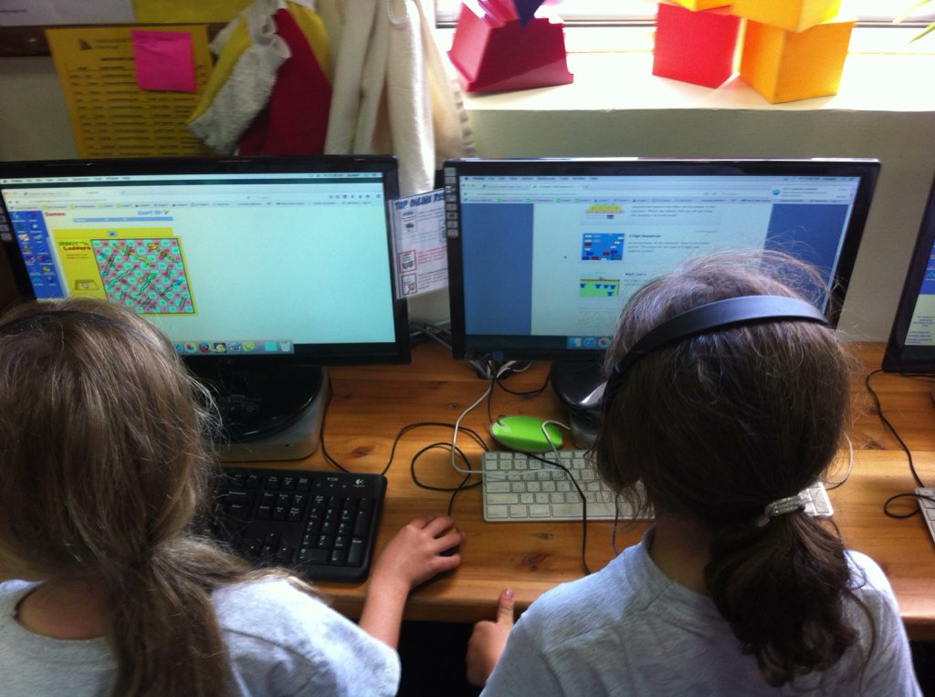 ISTTembo1JW's tweet photo. Tiny Techies sharing information https://t.co/3S66FVksHJ