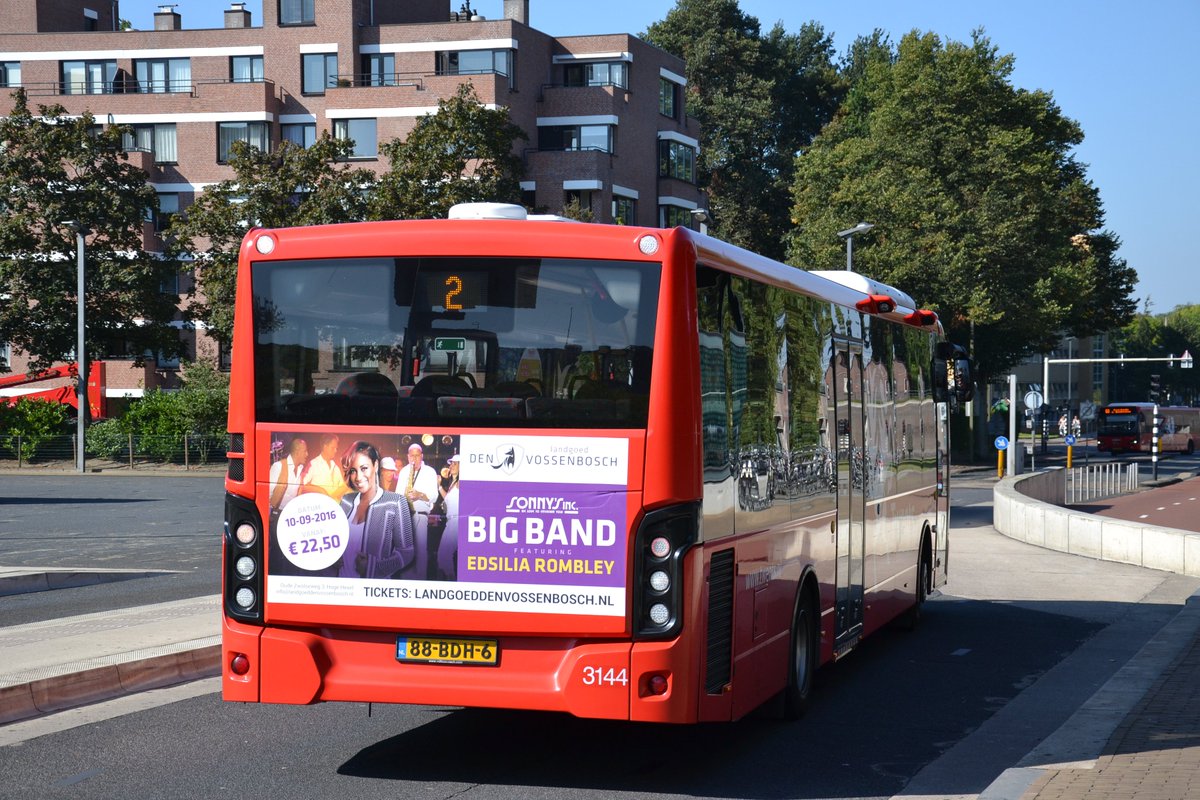 Summernight Swinging  landgoeddenvossenbosch.nl/evenementen/su…
<a href="/EdsiliaRombley/">Edsilia Rombley</a> <a href="/sonnyhoogwerf/">Sonny Hoogwerf</a>
#busreclame