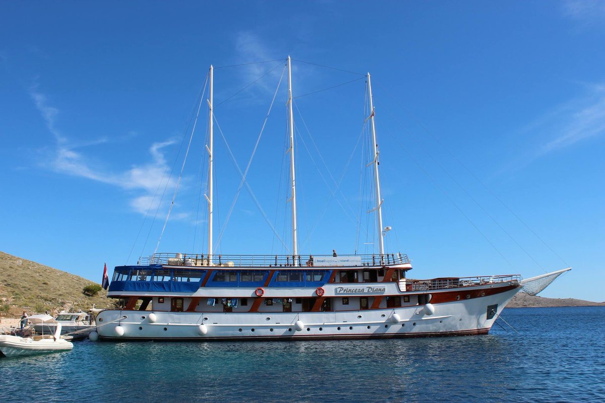 CroCruising's tweet image. One of the beauties of #Croatia – our Princess Diana! #CroatiaCruising 🛳 #sail #cruising #sea #Adriatic