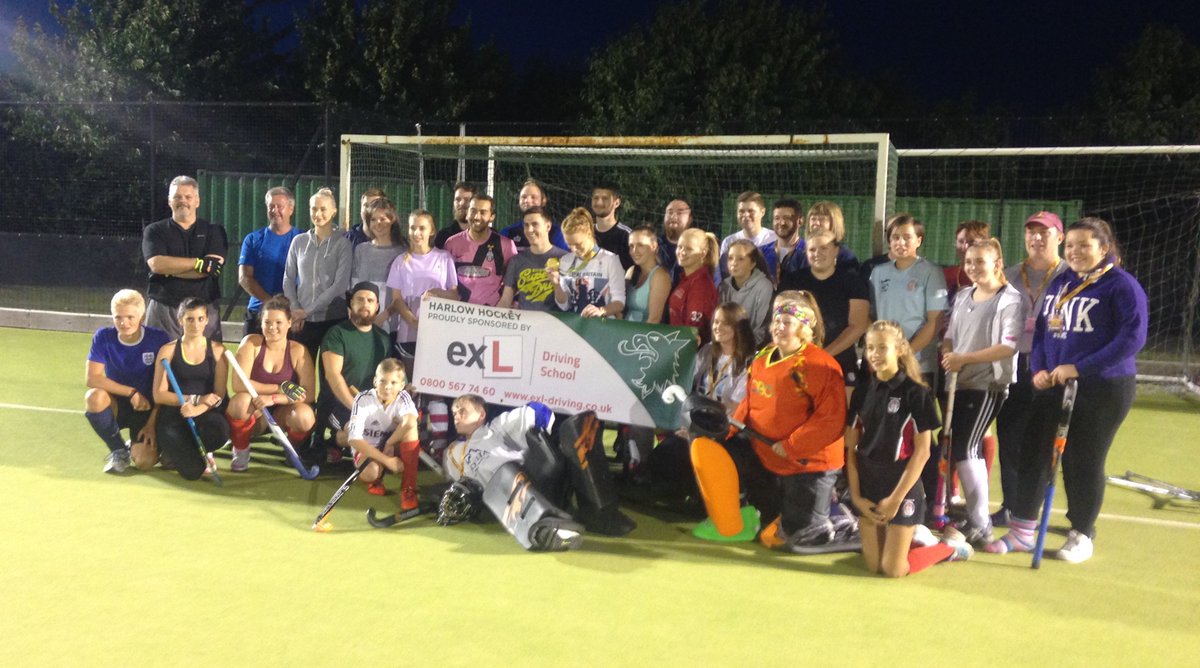 Thanks to @NicolaWhite28 attending @harlowhockey and their fab hosting night. Great turnout