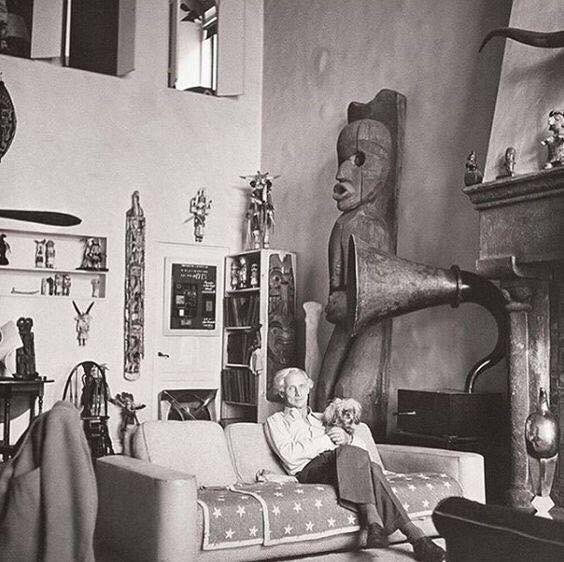 revedell9's tweet photo. Max Ernest in Peggy Guggenheim  New York home1942 https://t.co/mVvJQ7gmSo