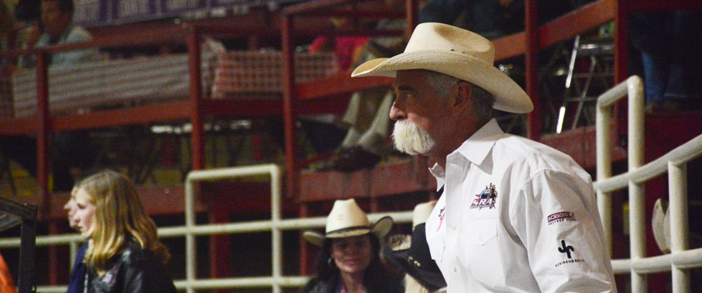 MtnMediaMemory's tweet photo. Alan Sheppard of #AlansPawn at the #Bullmania at the #WNCAgCenter. #Rodeo #Cowboy #Countrylife https://t.co/7Pxcpu7OmV