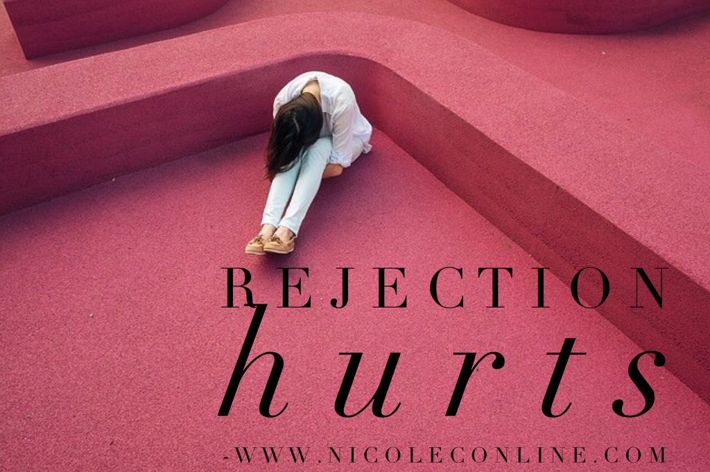 nicoleconline's tweet image. Rejection Hurts  😩😩 nicoleconline.com/rejection-hurt… #rejection #messagesofhope  #blogpost #faith