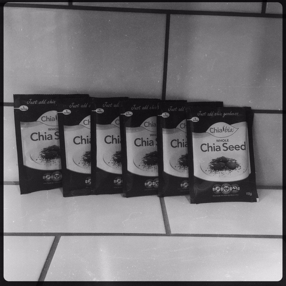 blusherandblog's tweet photo. Walking to Pilates this morning eating Chia Seeds - I LOVE THEM #chiaweek @formschool @chiabiaseed https://t.co/KFb6KZbZa6