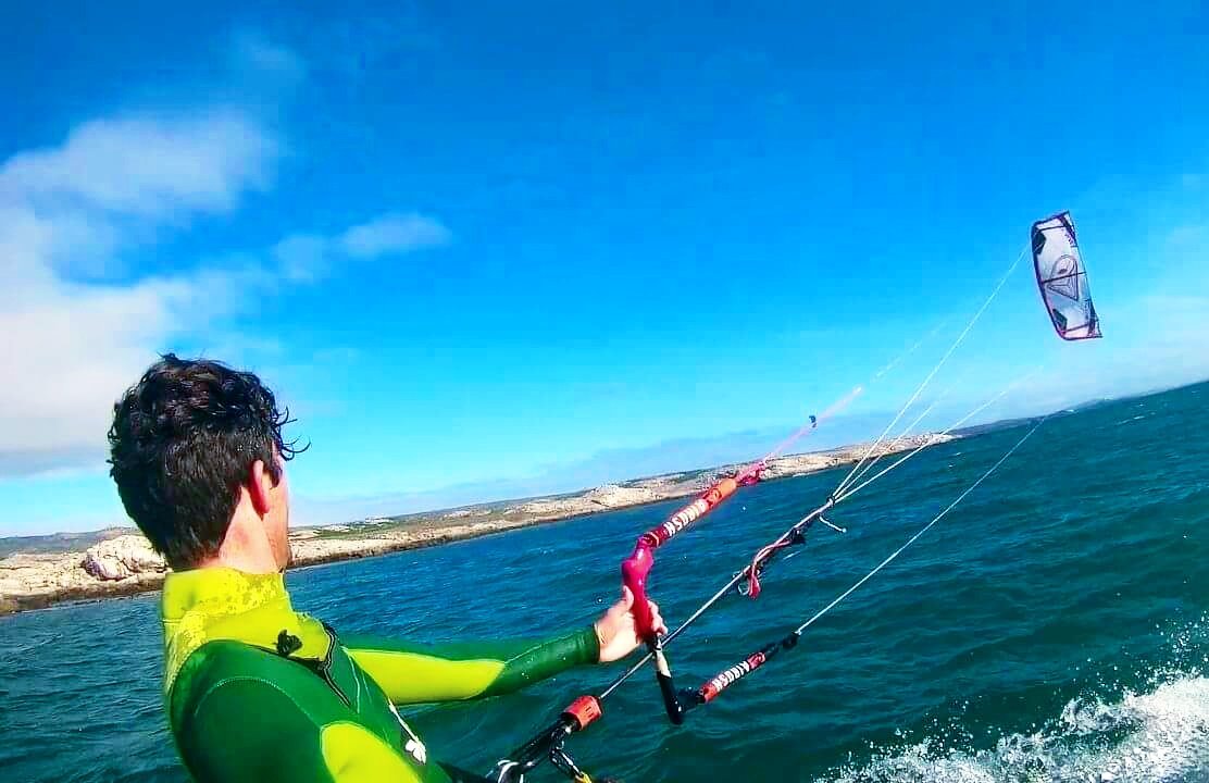 Team kiteboarder Manie Lubbe ✌ 
#Rayne #RayneCam #showtheworld #kite #kiteboarding #kitesurf #kitesurfing #wind