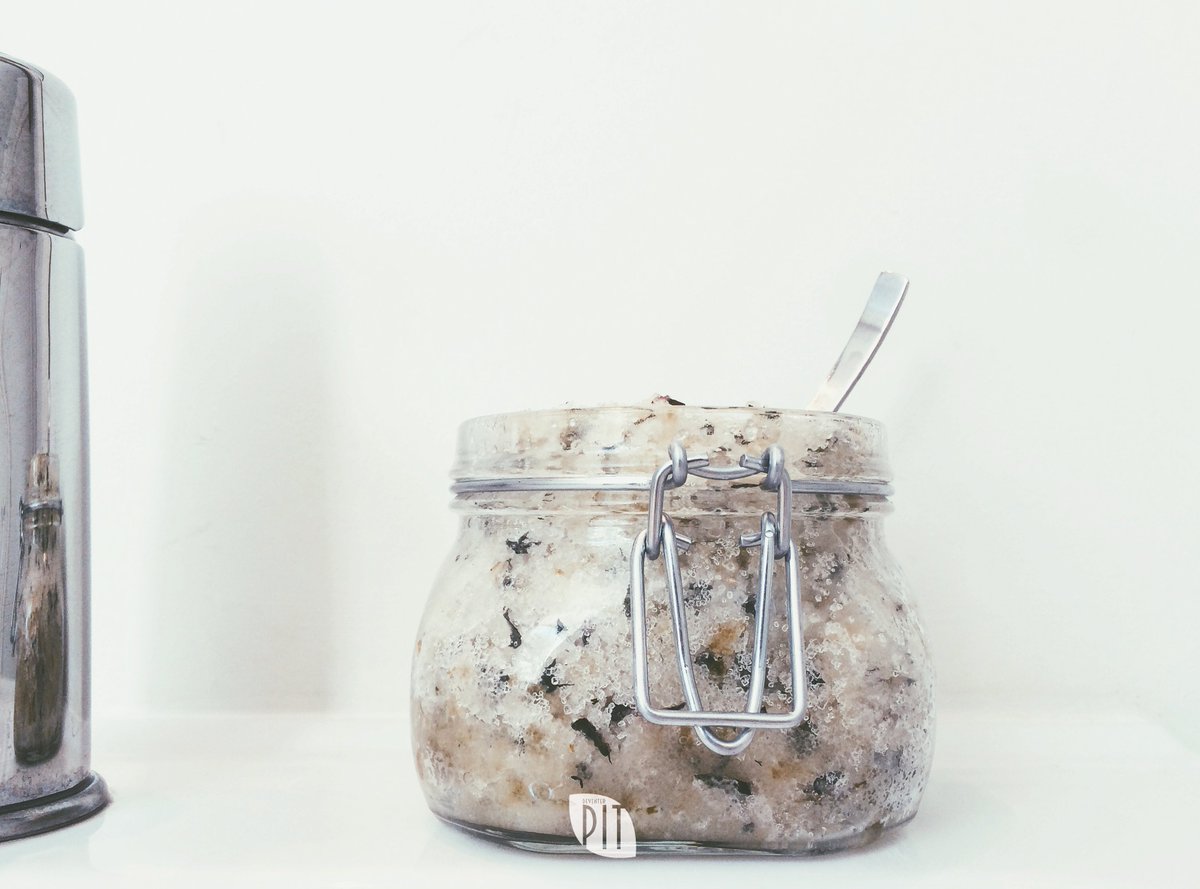 Huisgemaakte handscrub met <a href="/doterra/">dōTERRA Essential Oils USA</a> olie in #PakhuismetPIT!
#doTERRA #stagiairemetPIT #PuurmetPIT #DeventerPIT