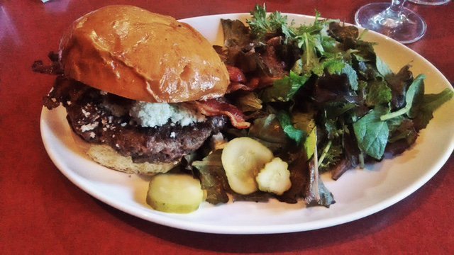 Create your own burger at Red Bistro <a href="/TerrapinTweet/">Terrapin Restaurant</a>!
#foodandmag #burgers #terrapinrhinebeck #hudsonvalley #eatlocal