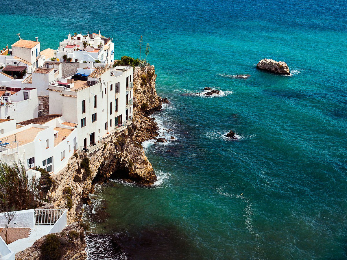 The 10 most beautiful coastal towns in Spain cntrvlr.co/FYDTAbw