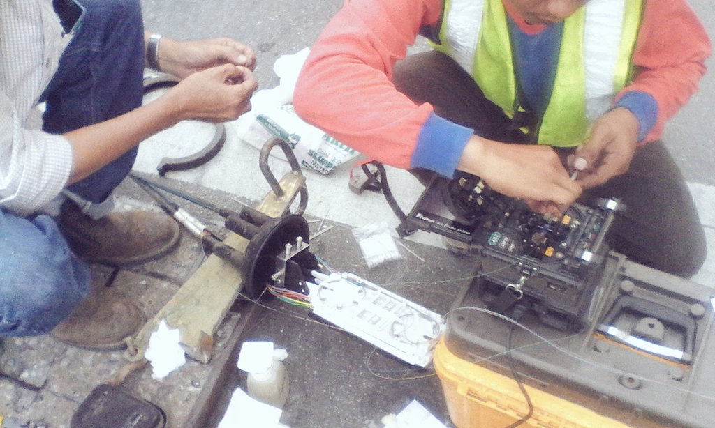 Who's the person us a big share holder in world way now,i need to know now anywhere any place and say boss is boss.
Aku nak org yg menyusahkan harry mesti mati.
Sebelum dan selepas hari ini.
Manusia hidup,manusia yg layak dikata dia binatang mesti mati,faham tak!
Makan gaji buta ker atau mengabiskan beras kerajaan jer jadi perdana menteri.
Bomoh-bomoh sial mampuskan semua.
Please return back my message,i need know no