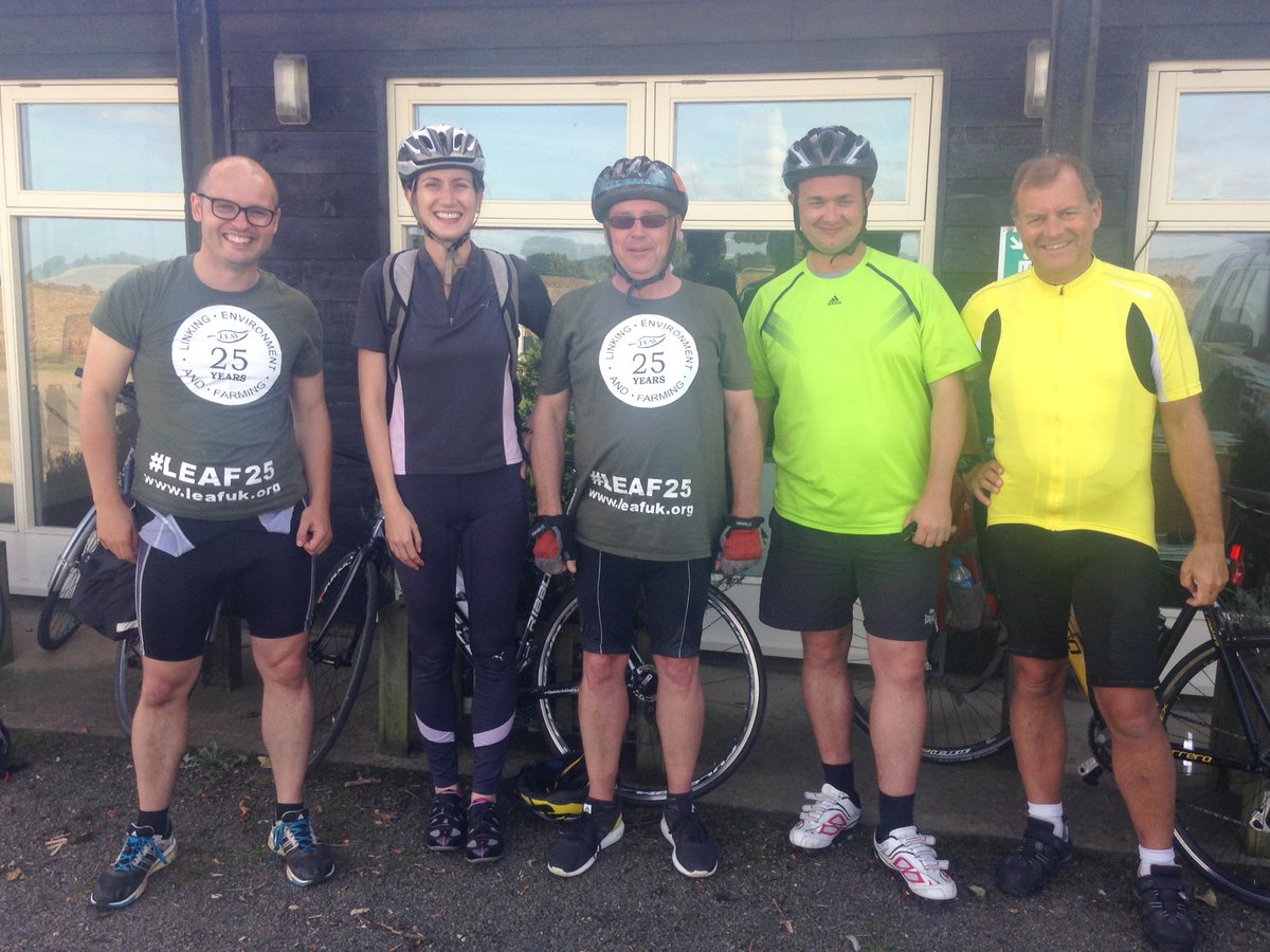 LEAF_Farming's tweet photo. Last visit of the day in the #tourdeleaf! We did it, a huge thank you to all cyclists and @LEAF_Farming members! https://t.co/o06iYpc0tj
