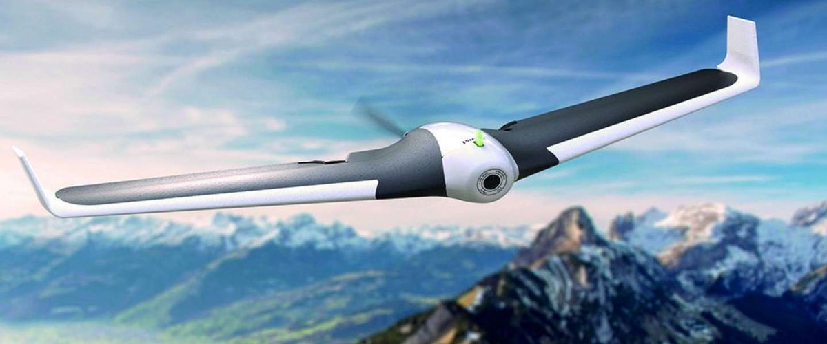 Parrot Disco is now available in stores for €1299. Is it worth it? Read our blog: bit.ly/parrot-disco