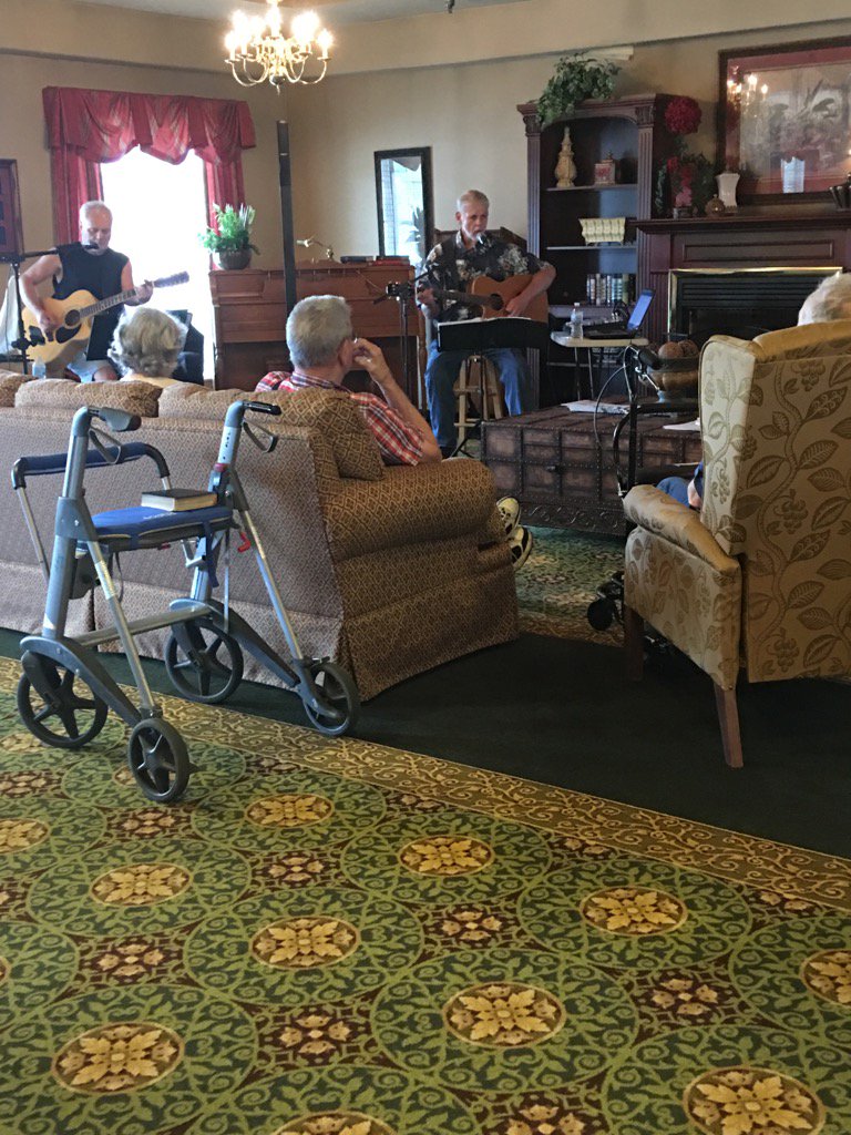 MillPondHC's tweet photo. Happy hour is warming up! #TrilogyFun https://t.co/lRY529C0k9