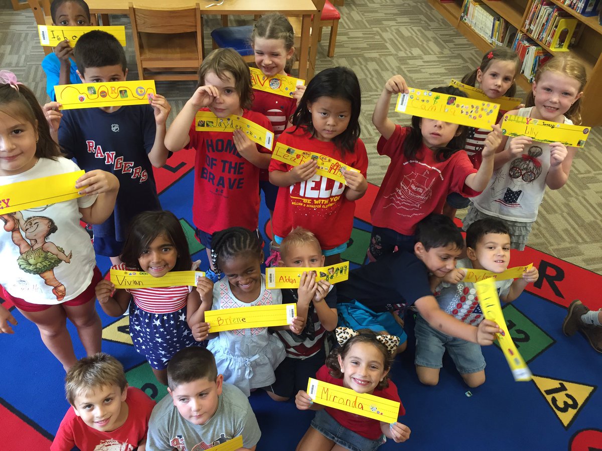 patriciaeyer's tweet image. #mrguntherWOS #mshillWOS #mrsschaeferWOS #mrsbenaquistaWOS #msrossiWOS  Keep the library organized!