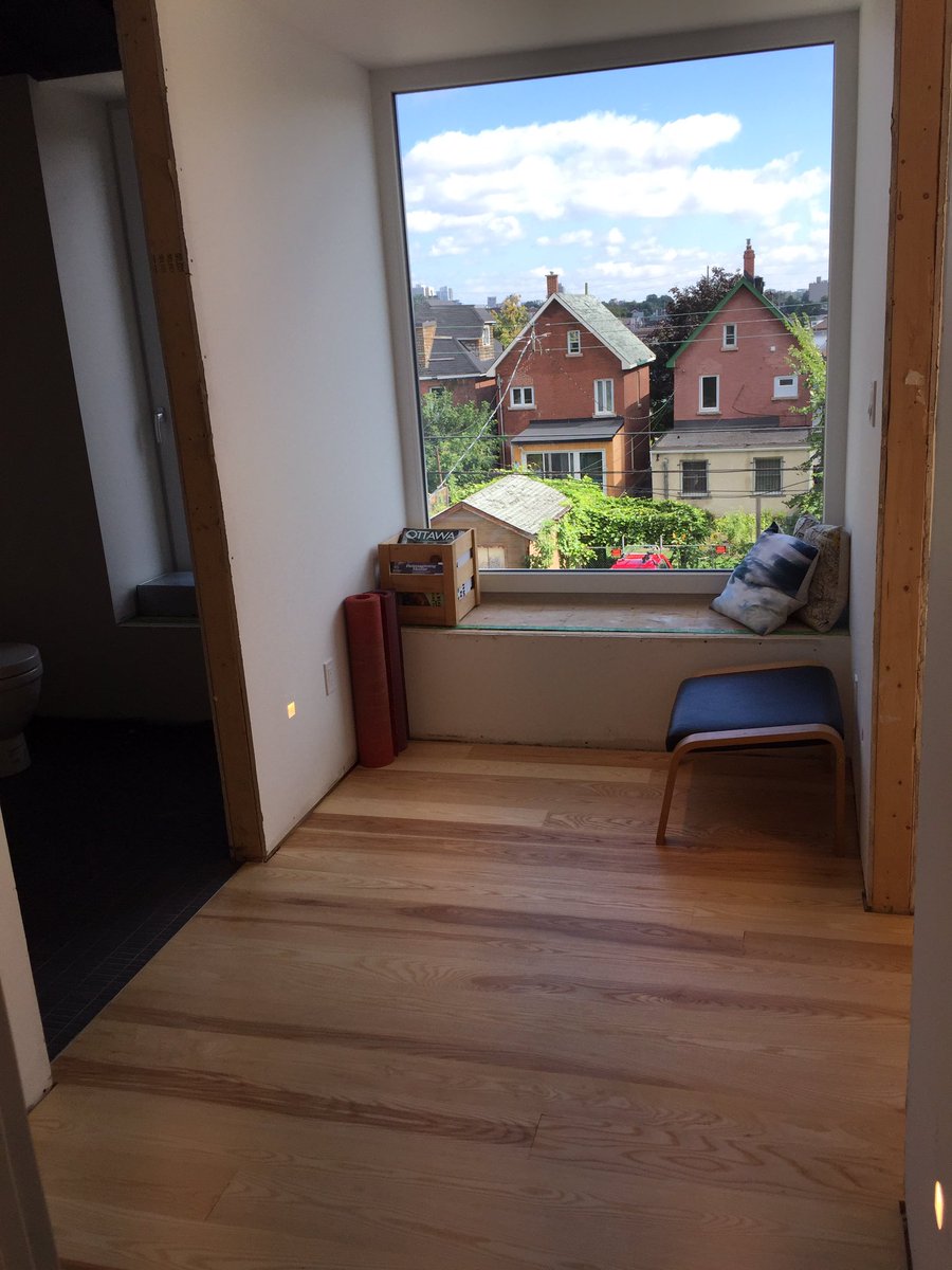 POLICOM's tweet photo. Amazing rooms, balcony and overall design in this passive urban home @OttawaGEDO @GEDOntario @PLOTNONPLOT https://t.co/m0VEXifnbs