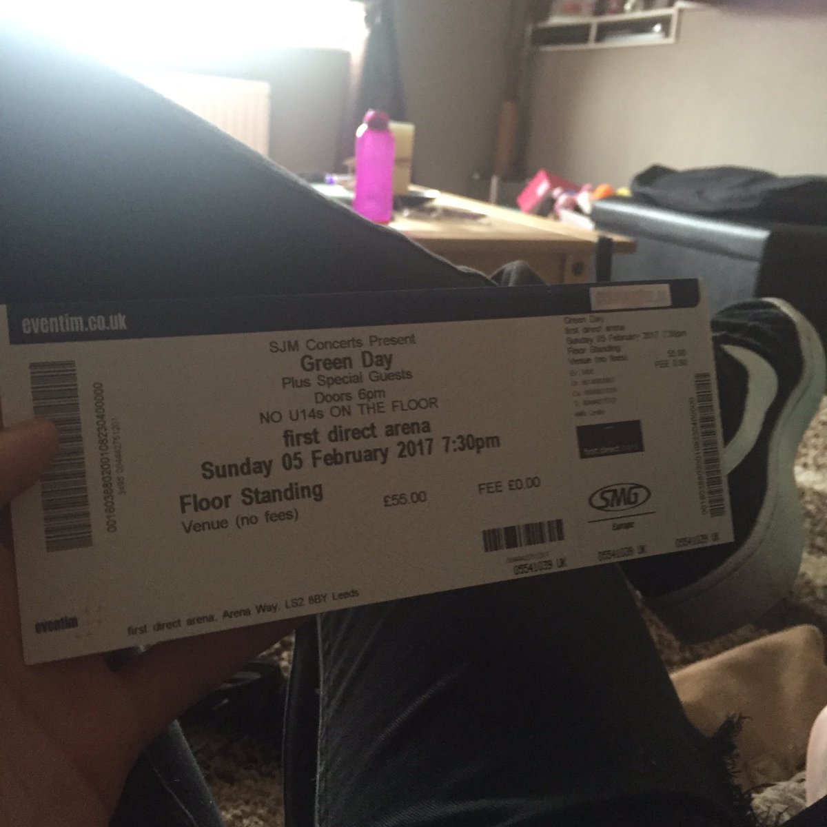 Jo3_gm's tweet photo. @GreenDay @BJAofficial @MikeDirnt  I'm so excited to see you guys, it's literally my dream! https://t.co/XbW88oErBa