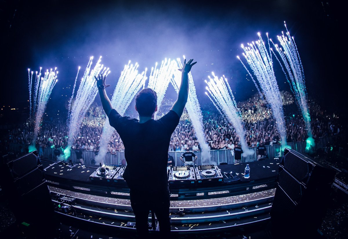 MartinGarrix's tweet image. Got a brand new updated #TMGS @Spotify #playlist for you guys. -&amp;gt;&amp;gt;open.spotify.com/user/martingar…