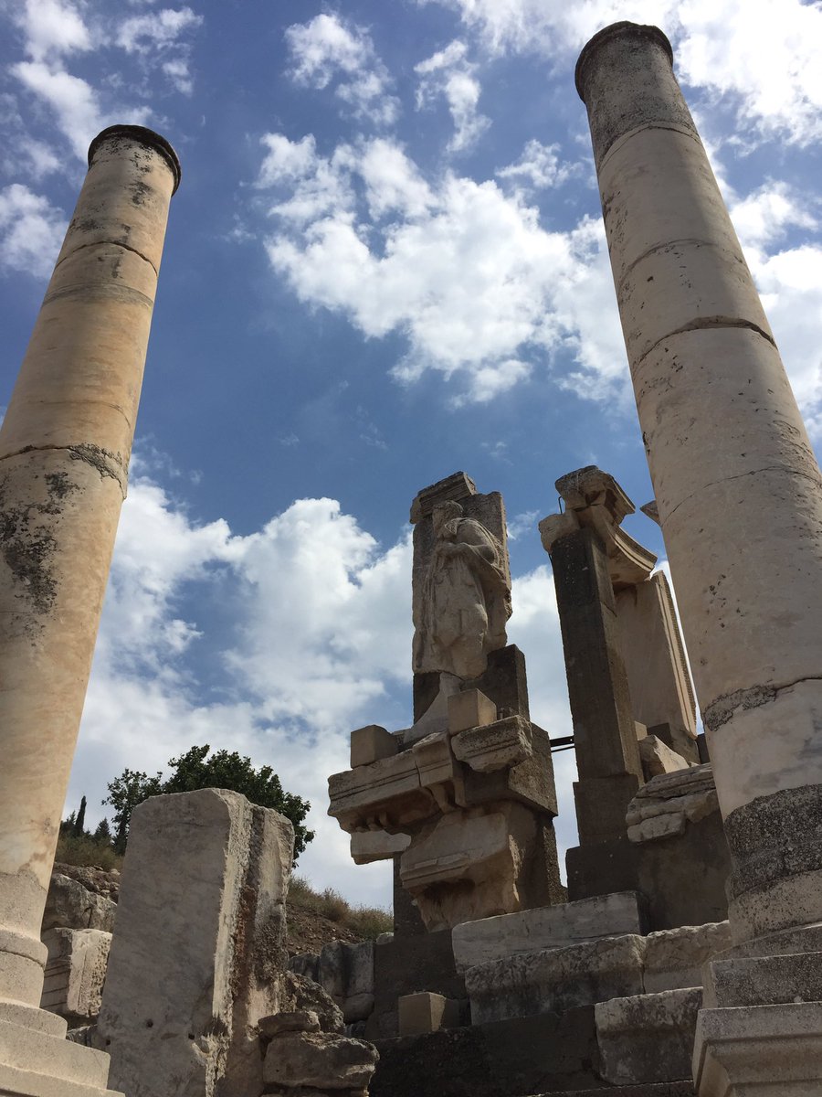 MBilalKenasari's tweet image. @ #Ephesus #LibraryofCelsus