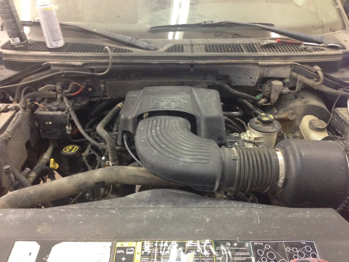 The Ford and its new engine is now running!