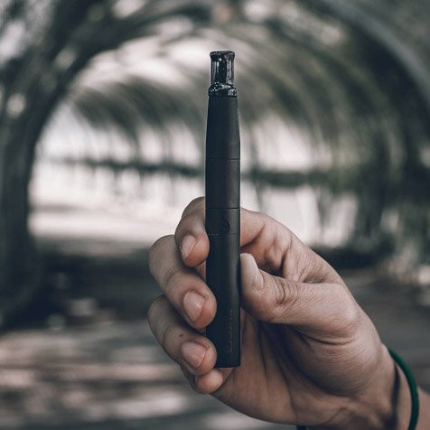 DrDabber's tweet image. Raise your hand if you're ready for the weekend 👐👌 #drdabber