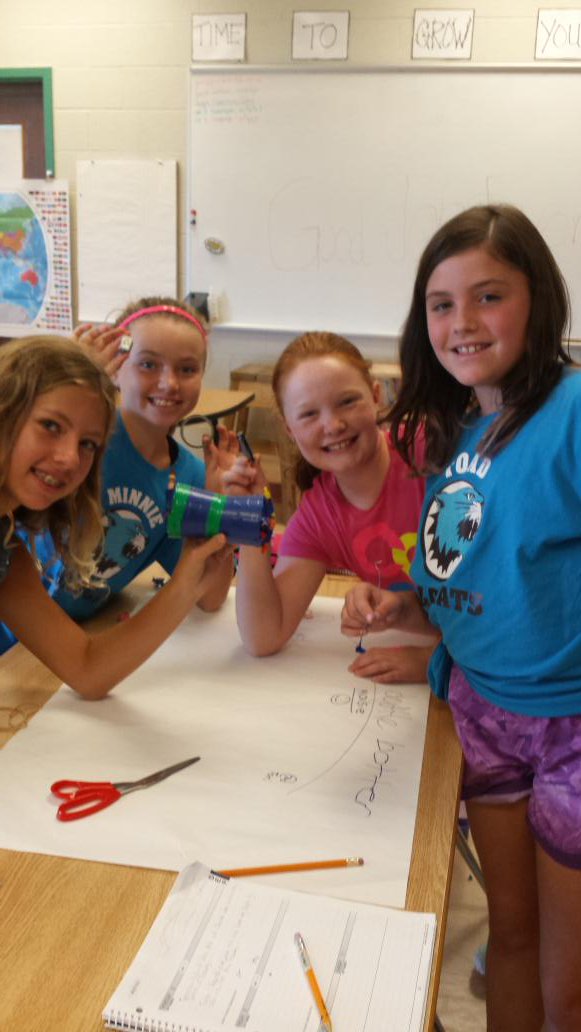 wigginsworldemk's tweet photo. A great day of STEAM at EMK! 
#doodlebotsarefun https://t.co/4Fq2NCj264