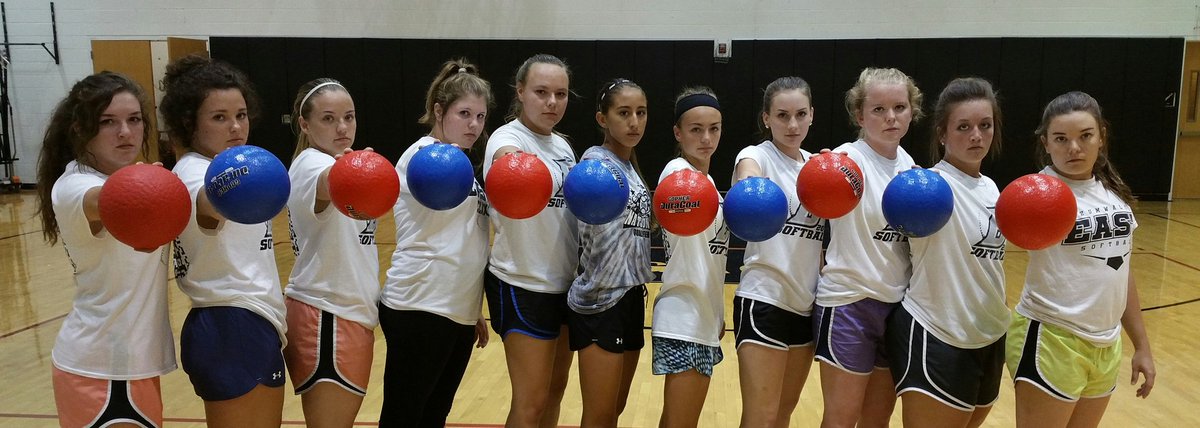 CoachLoutzFZE's tweet photo. 'Remember the day we demolished the fresh football team in dodgeball!?!?'  #sorearmstomorrow #worthit #practiceover https://t.co/1fvQAeuOaR
