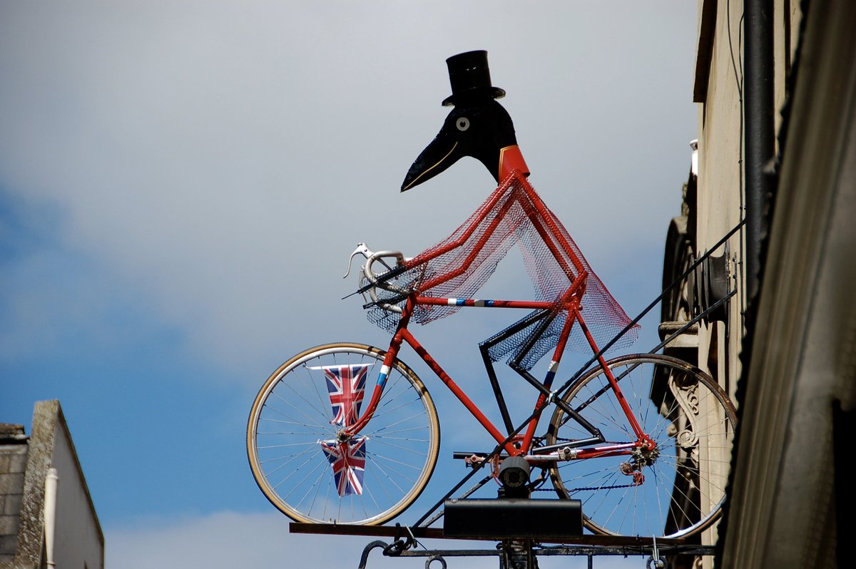 Christine Holmes tweet media