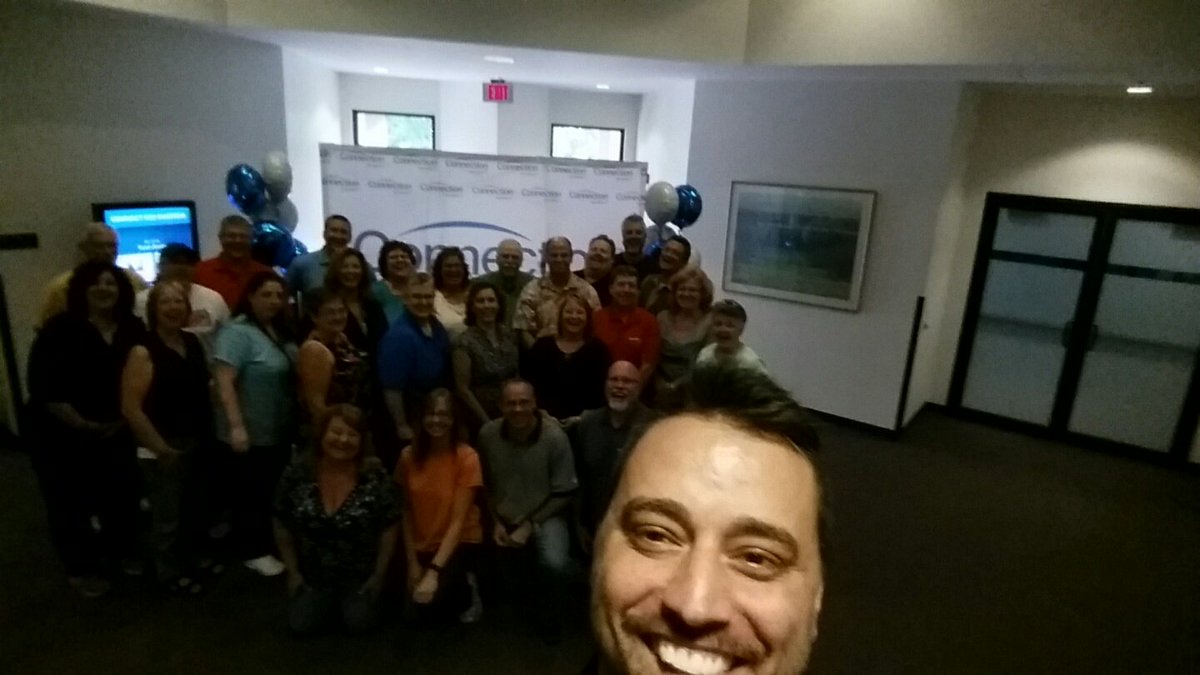 jedwardmiller's tweet photo. Selfie with biggest Group? #WeRConnection https://t.co/InGJtP9HeC