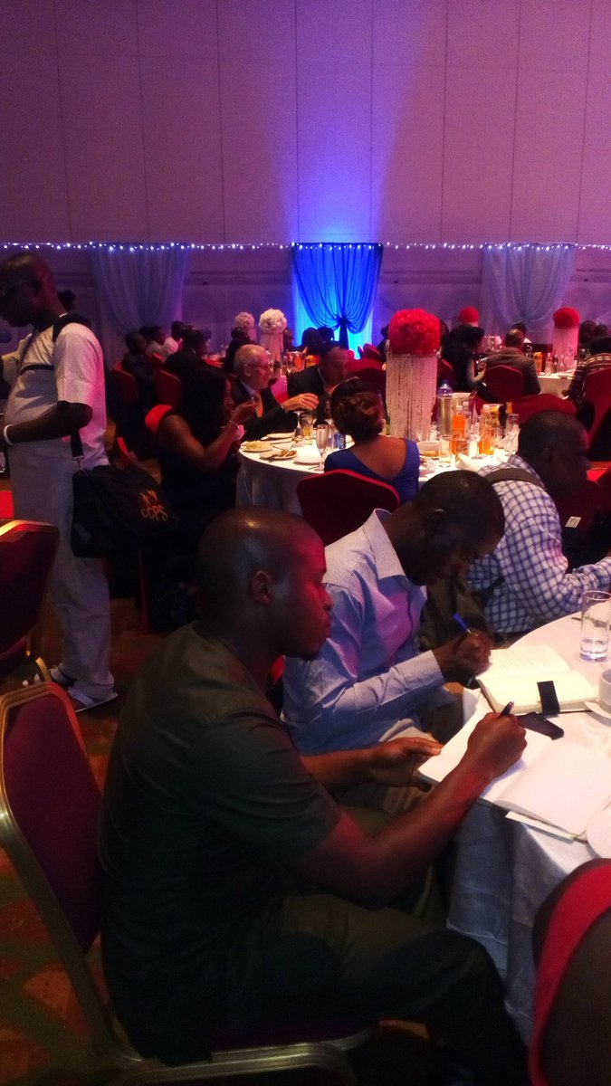 FrankEleanya's tweet photo. Bonding time! @BusinessDayNg #BDBA2016 #BDbankingawards16 https://t.co/CRszhhqtT3